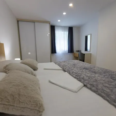 Apartamento S Pogledom Na