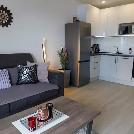 S Pogledom Na Apartamento Brela