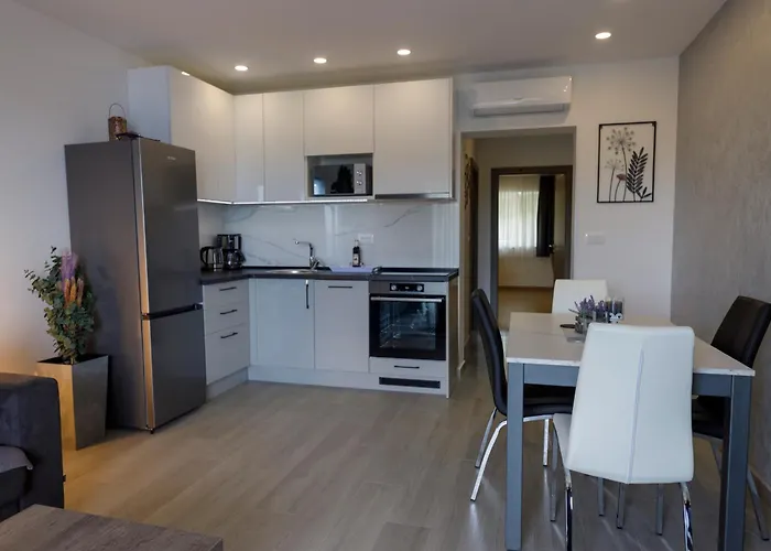 S Pogledom Na Apartamento